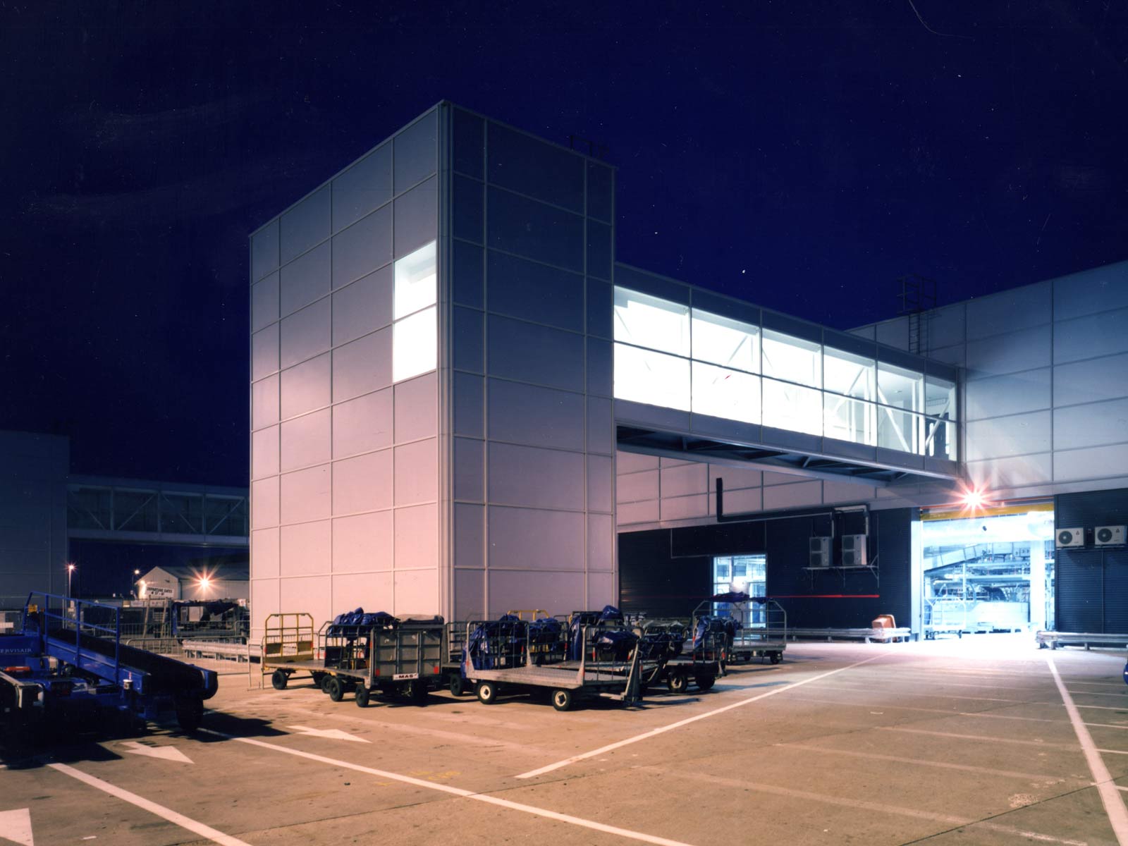 bia1st-d5-architects-birmingham-airport-3 - D5 Architects
